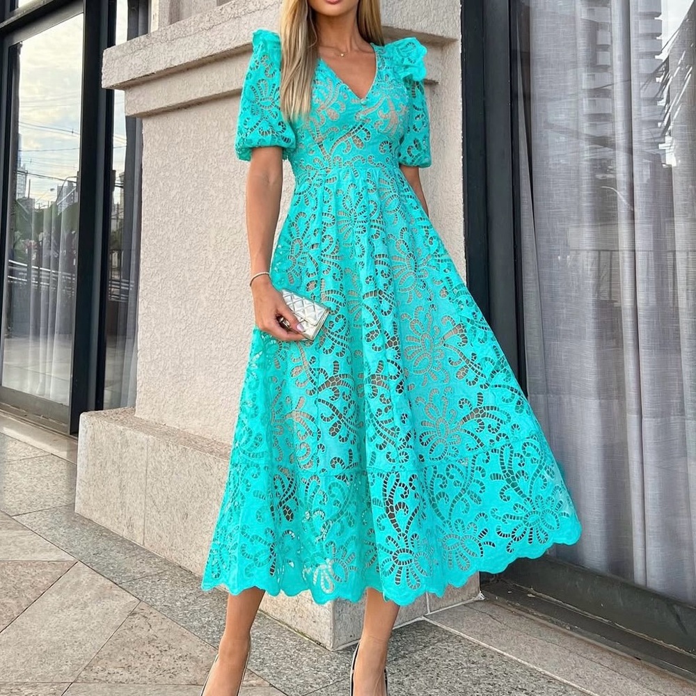 Elegant Turquoise Lace Midi Dress